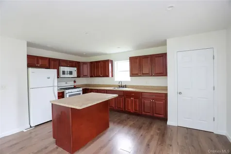 22 Apple Street Kingston NY 12401