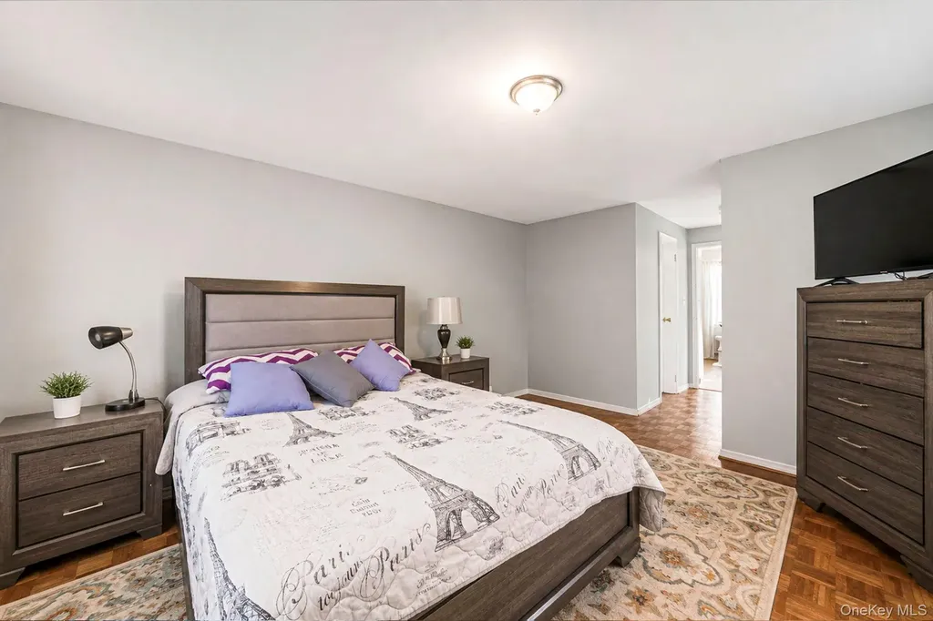 22 Anne Drive Selden NY 11784