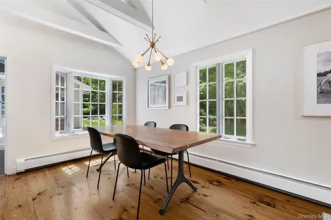 9 Lewis Road Pound Ridge NY 10576