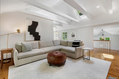 9 Lewis Road Pound Ridge NY 10576