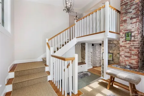 9 Lewis Road Pound Ridge NY 10576