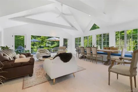 9 Lewis Road Pound Ridge NY 10576