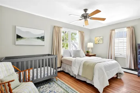 8 Revilo Road Bayville NY 11709