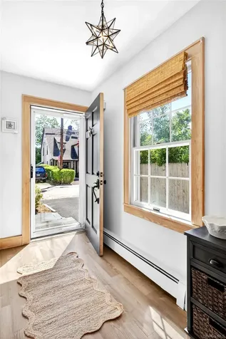 8 Revilo Road Bayville NY 11709