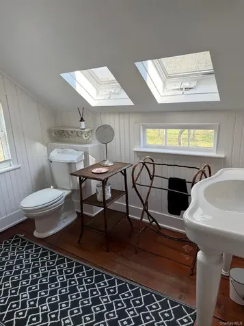 1981 Montauk Highway Bridgehampton NY 11932