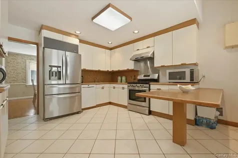 219 Kilburn Road Garden City NY 11530