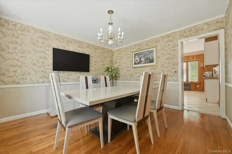 219 Kilburn Road Garden City NY 11530