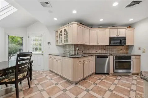 23 Maytime Court Jericho NY 11753