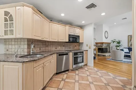 23 Maytime Court Jericho NY 11753