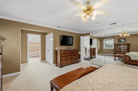23 Maytime Court Jericho NY 11753