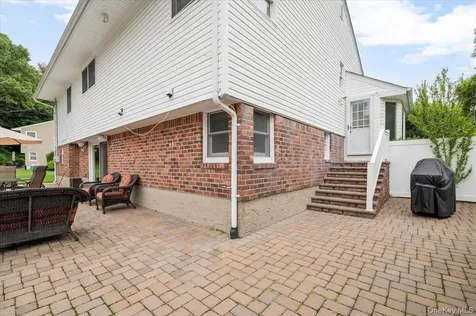 23 Maytime Court Jericho NY 11753