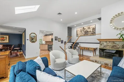 23 Maytime Court Jericho NY 11753