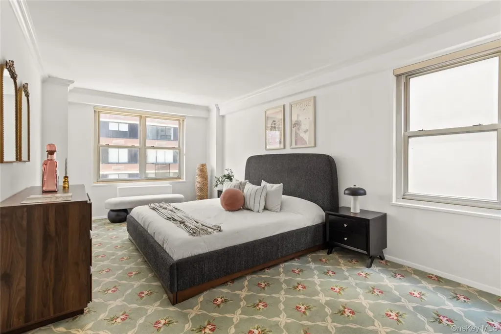 370 E 76th Street New York (manhattan) NY 10021