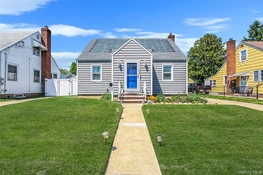217 Stephen Street North Bellmore NY 11710