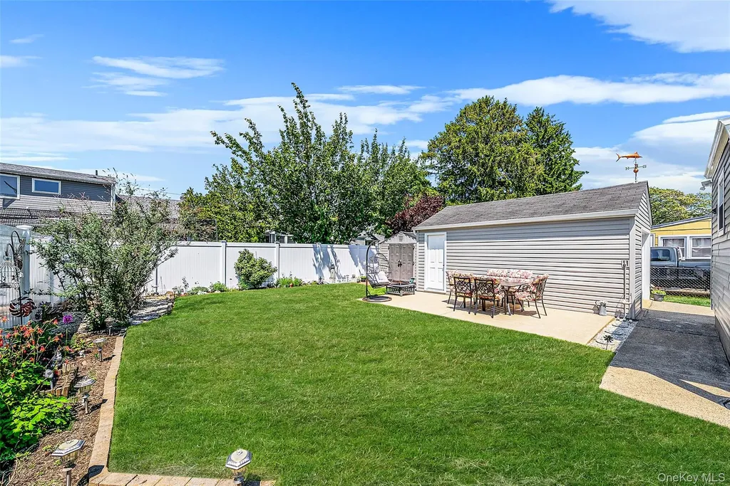 217 Stephen Street North Bellmore NY 11710