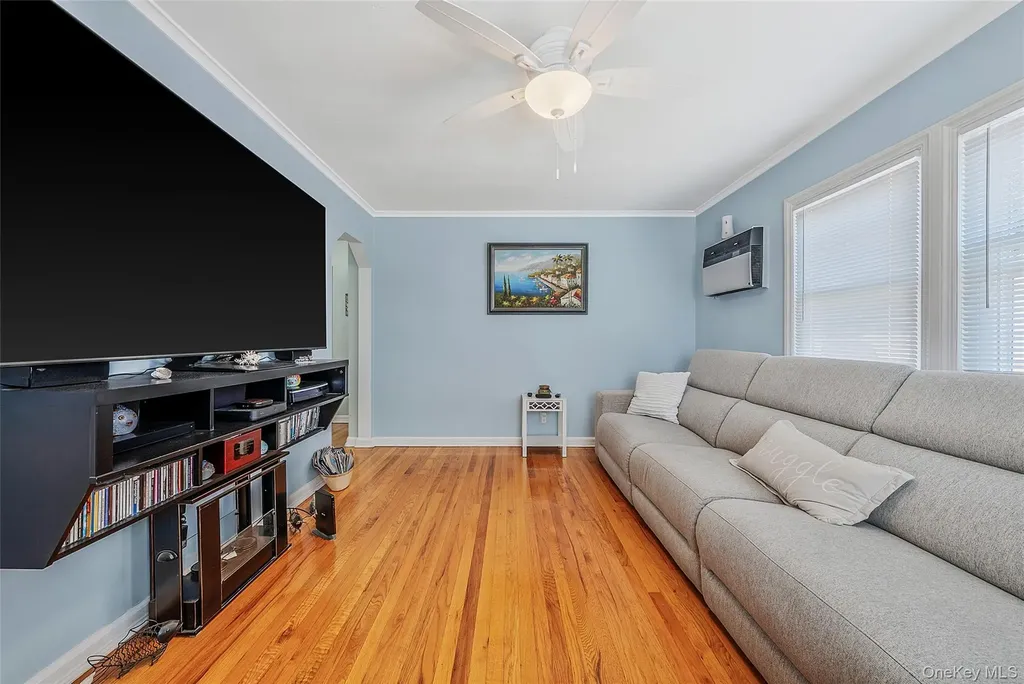 217 Stephen Street North Bellmore NY 11710