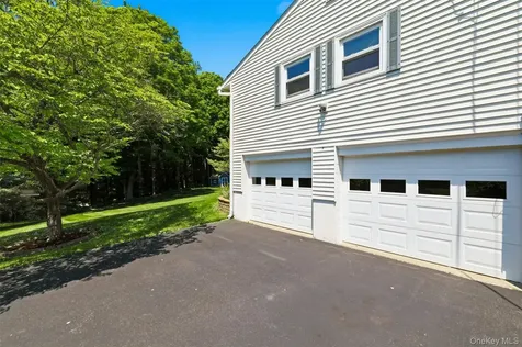 9 Wagon Trail Road Stormville NY 12582