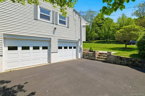 9 Wagon Trail Road Stormville NY 12582