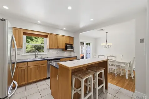 9 Wagon Trail Road Stormville NY 12582