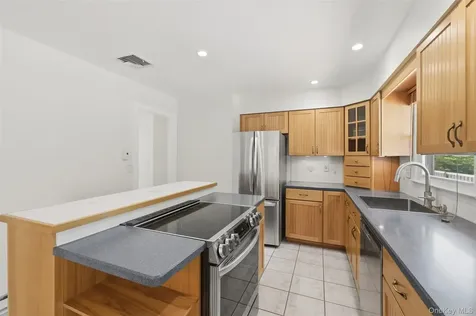 9 Wagon Trail Road Stormville NY 12582