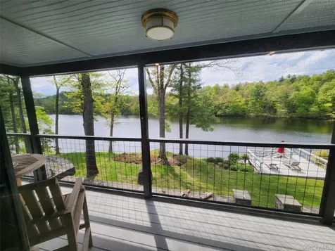53 Lake Pleasant Drive Staatsburg NY 12580