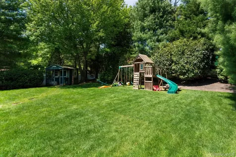 34 Ketchum Court East Northport NY 11731