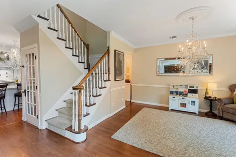 34 Ketchum Court East Northport NY 11731