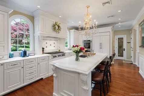 34 Ketchum Court East Northport NY 11731