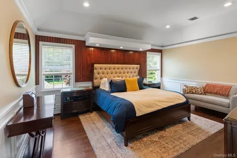 34 Ketchum Court East Northport NY 11731