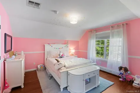 34 Ketchum Court East Northport NY 11731