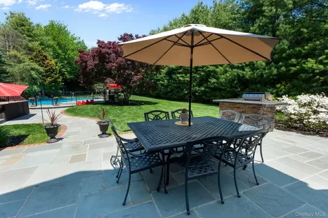 34 Ketchum Court East Northport NY 11731