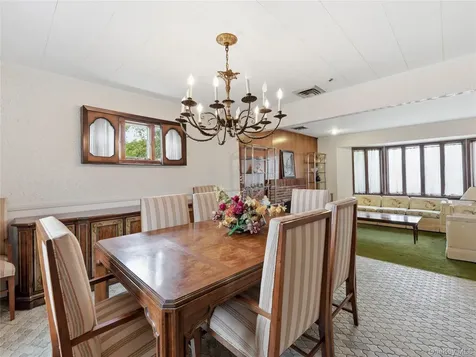 70 Polo Road Massapequa NY 11758