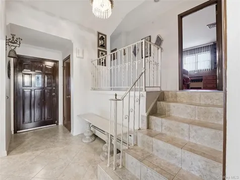 70 Polo Road Massapequa NY 11758