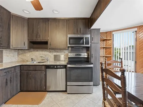 70 Polo Road Massapequa NY 11758