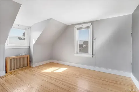 29 Neptune Avenue New Rochelle NY 10805