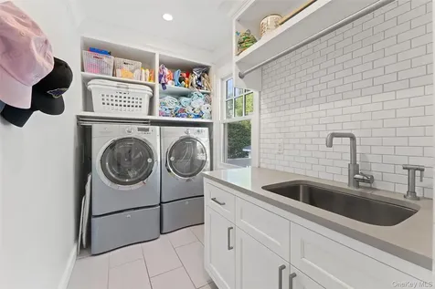 12 Kolbert Drive Scarsdale NY 10583