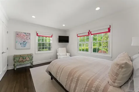 12 Kolbert Drive Scarsdale NY 10583