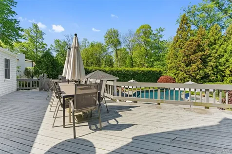 12 Kolbert Drive Scarsdale NY 10583