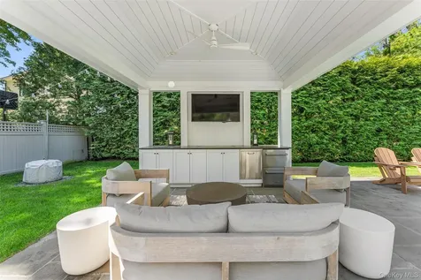 12 Kolbert Drive Scarsdale NY 10583