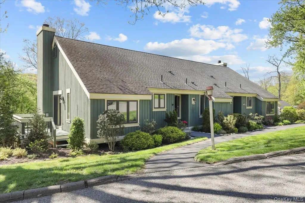 37 Heritage Hills Drive Somers NY 10589