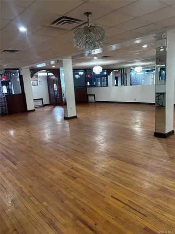 200-21 Linden Boulevard Saint Albans NY 11412