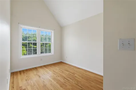 83 Kings Highway New Rochelle NY 10801
