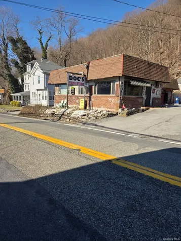 657 Jersey Avenue Greenwood Lake NY 10925