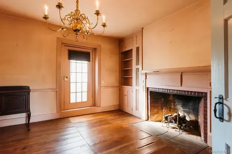 652 Albany Post Road New Paltz NY 12561