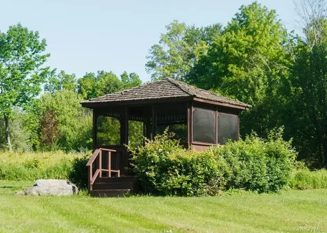 652 Albany Post Road New Paltz NY 12561