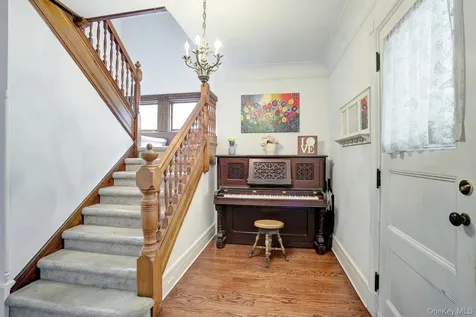 73 E Maple Avenue Suffern NY 10901