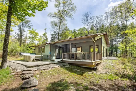 2465 Glasco Turnpike Woodstock NY 12498