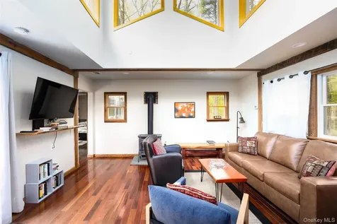 2465 Glasco Turnpike Woodstock NY 12498