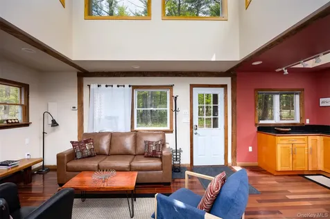 2465 Glasco Turnpike Woodstock NY 12498