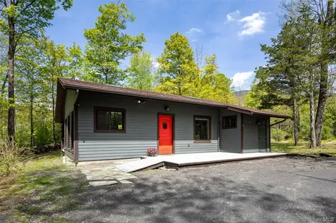 2465 Glasco Turnpike Woodstock NY 12498